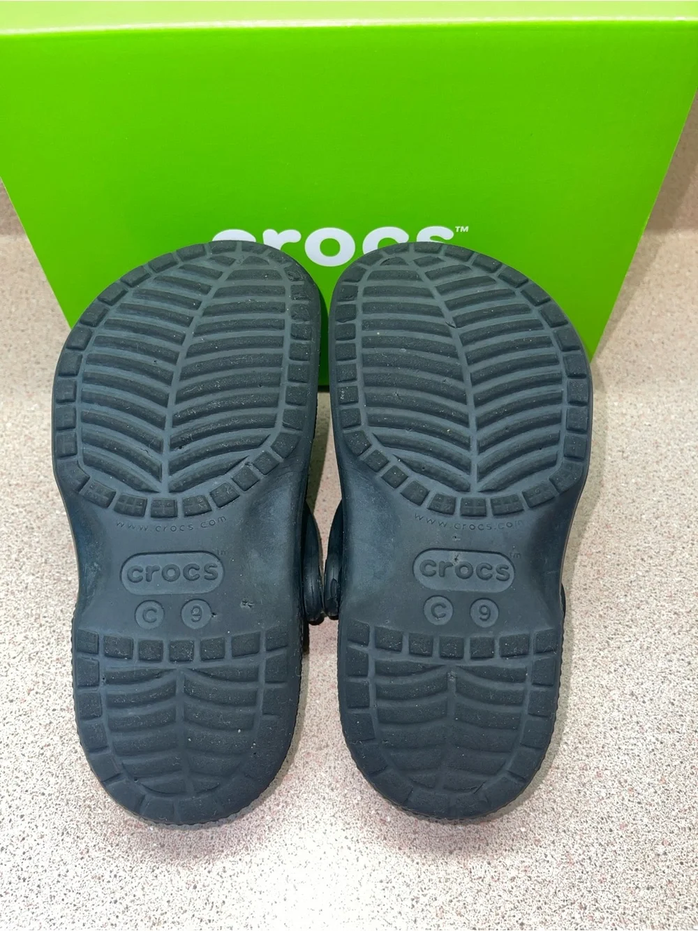 CROCS Kids Classic Clog in Black